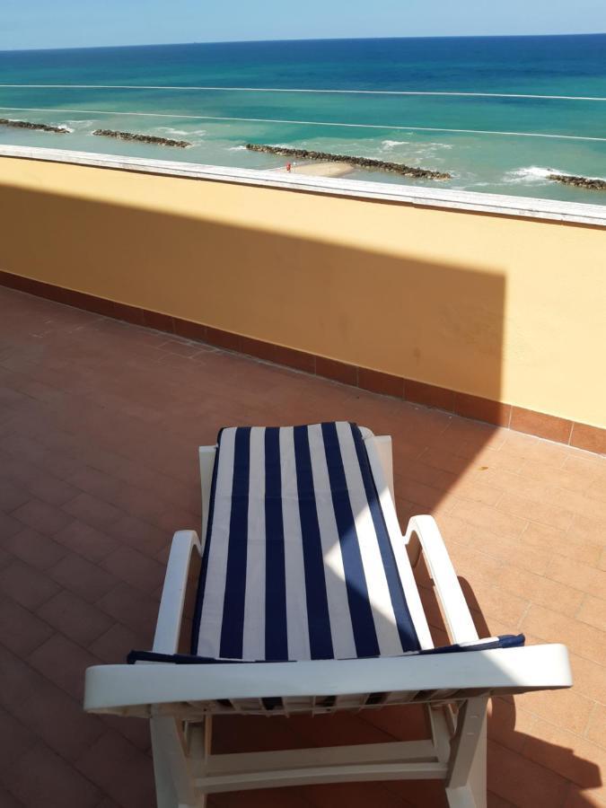 Ferienwohnung La Terrazza Sul Mare Montesilvano Marina Exterior foto