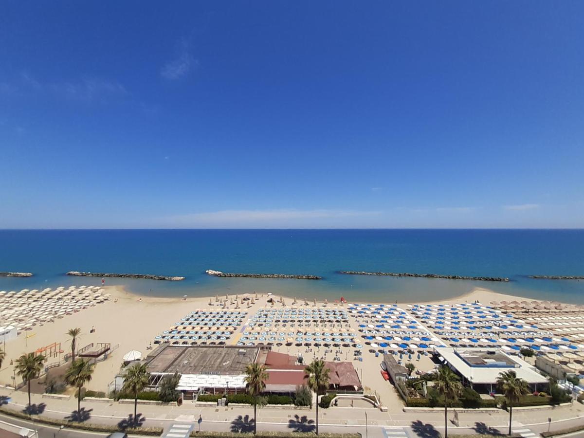 Ferienwohnung La Terrazza Sul Mare Montesilvano Marina Exterior foto