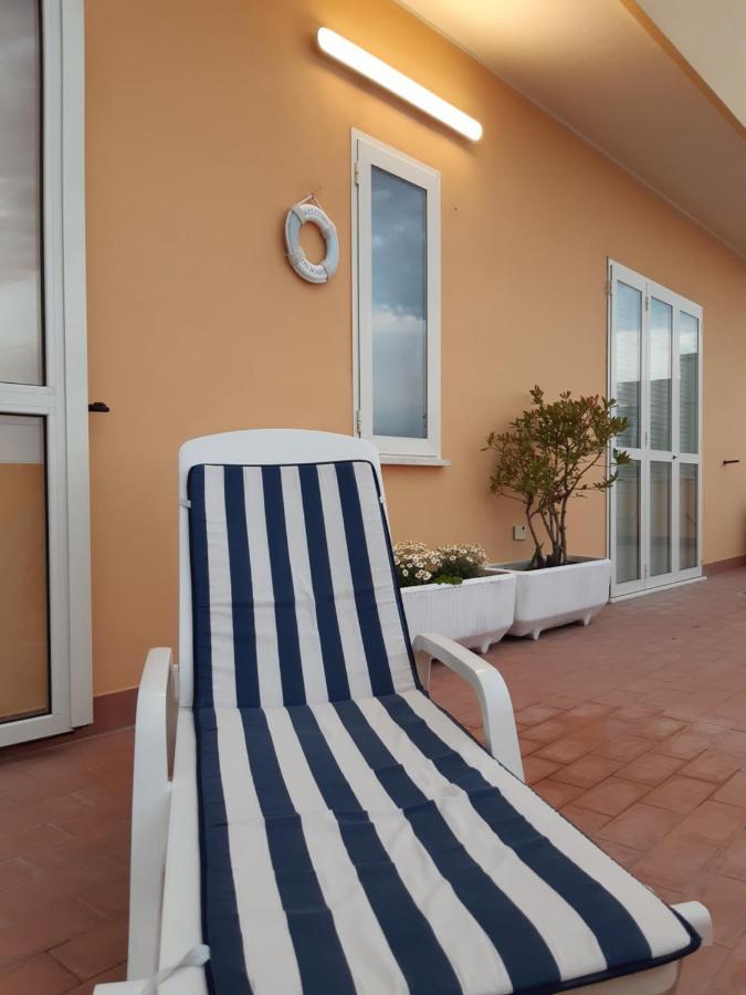 Ferienwohnung La Terrazza Sul Mare Montesilvano Marina Exterior foto