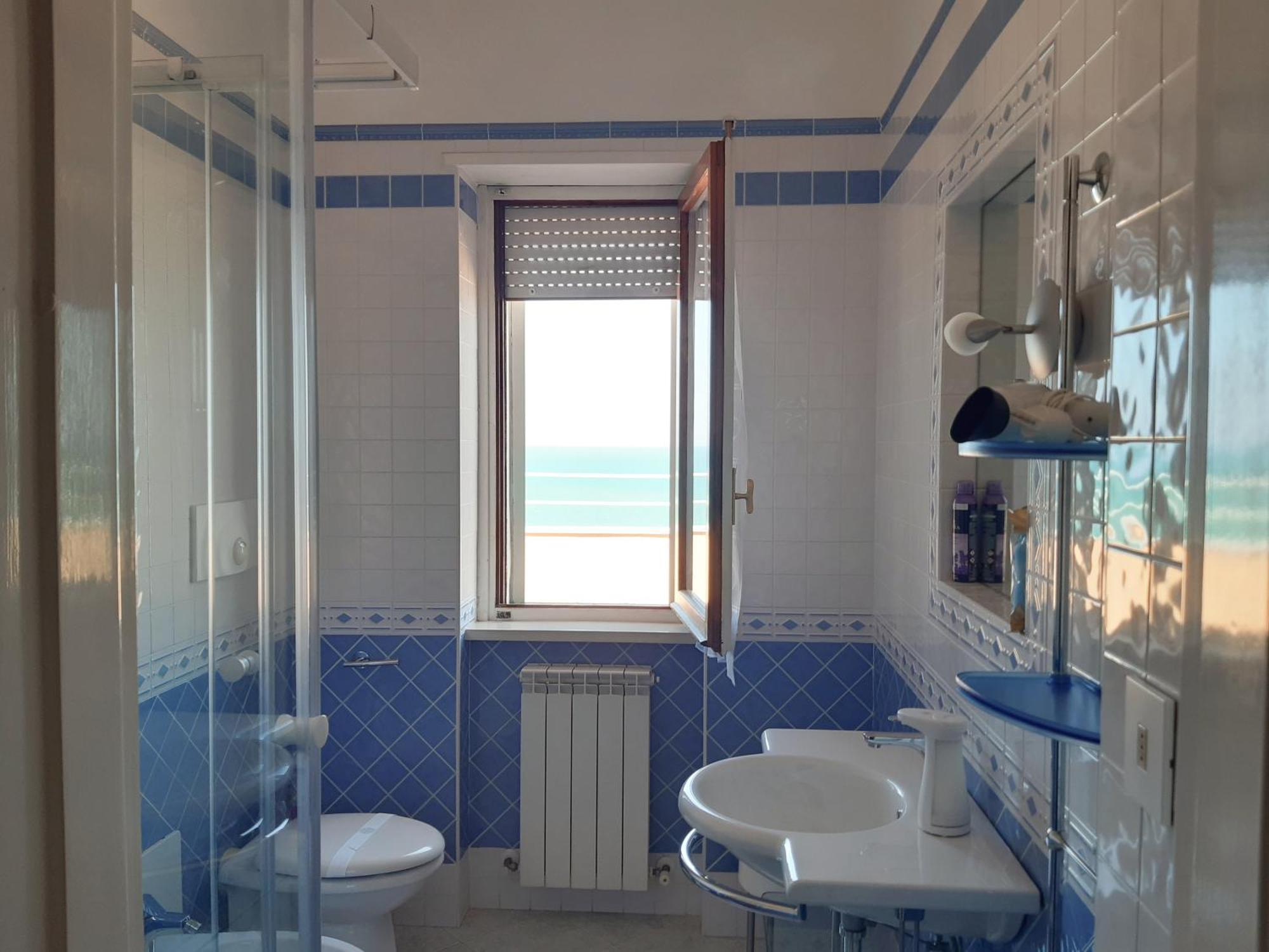 Ferienwohnung La Terrazza Sul Mare Montesilvano Marina Exterior foto